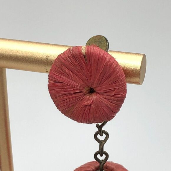 Vintage Pink Thread Wrapped Bauble Ball Drop Dangle Earrings Clip On - Picture 3 of 4